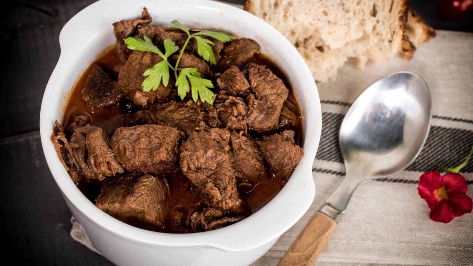 Carne de Panela com Maggi Meu Segredo